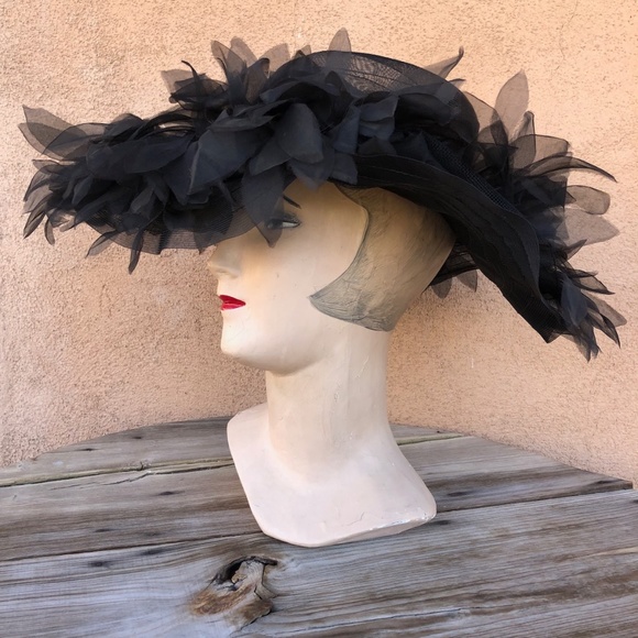 VTG 1960s Black Saucer Hat w Ruffled Brim OS - Picture 2 of 10